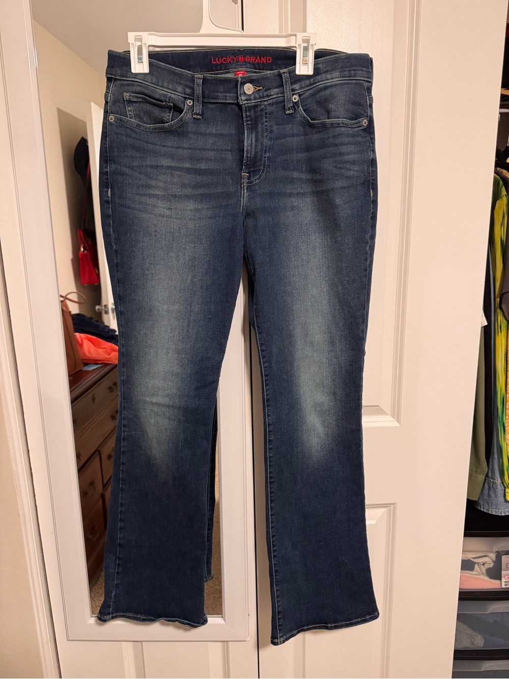 Lucky Brand Women's Medium Dark Blue Flare Jeans